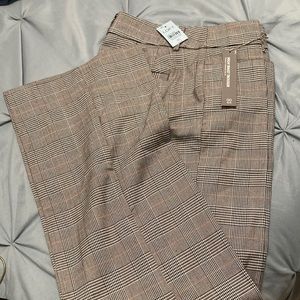 NWT LOFT high waist trouser. Size 00P.